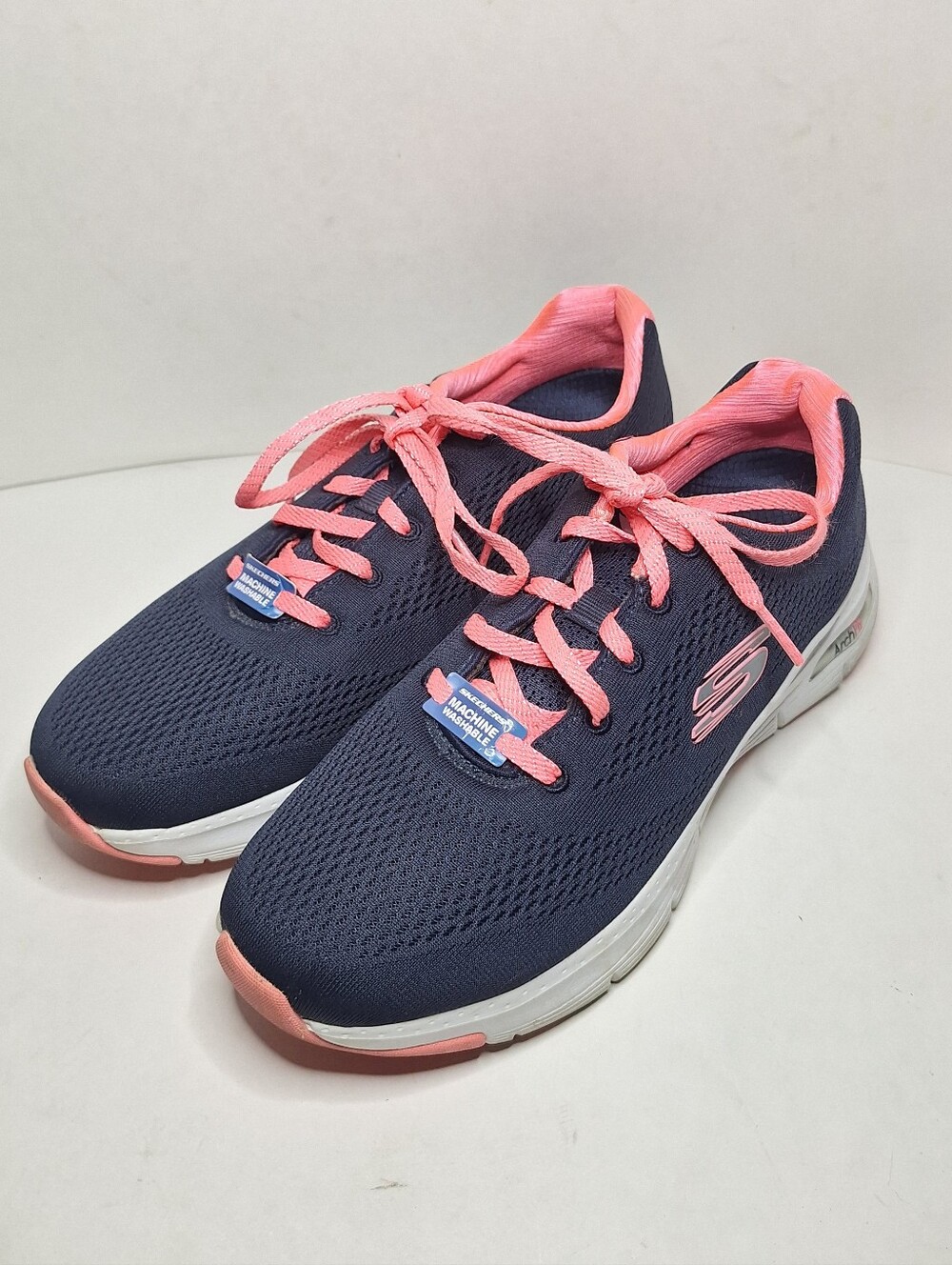 Skechers Washable Knit Lace-Up Arch Fit Sneakers Navy Blue Size US 9 Womens